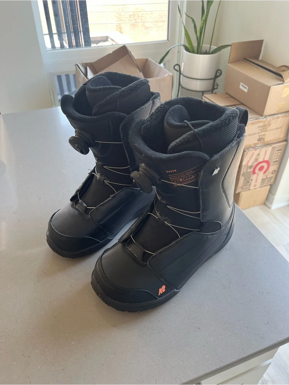 Women’s Black Snowboard Boots - Easy BOA Fit